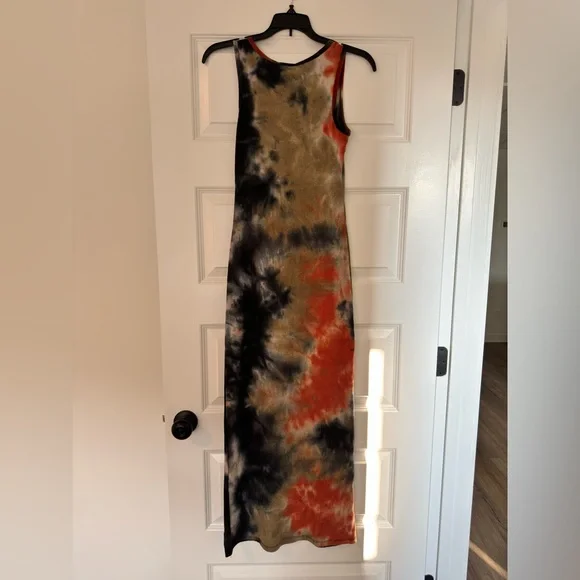 Fashion Nova Tie-Dye Maxi Dress Medium NWT - Picture 3 of 6